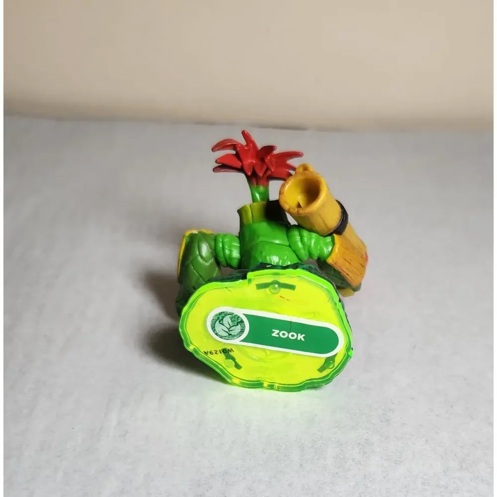 Skylanders Spyro's Adventure Boomer and Zook Video Game Figure 2011 Pre-owned